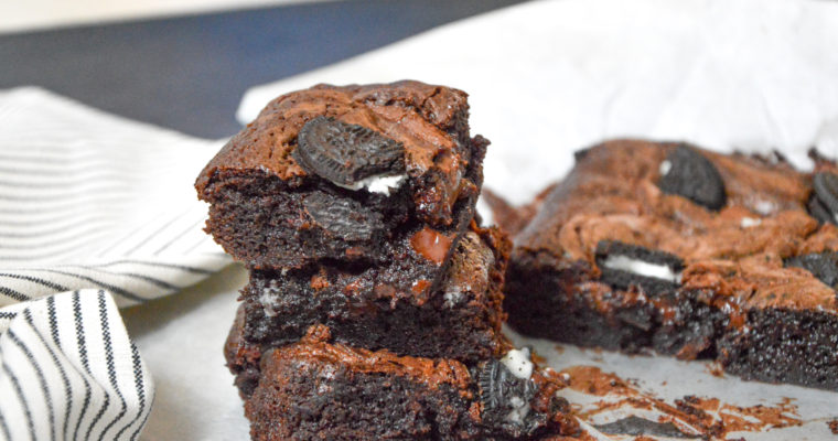 Brownie med Nutella swirls og OREO